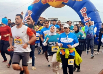 بحضور 8 آلاف طالب.. الجامعة البريطانية تطلق أكبر ماراثون للطلاب من أجل المناخ COP 27  