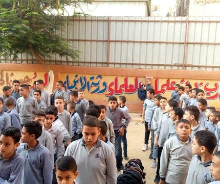 نكشف تطورات الحالة الصحية لمدير مدرسة سوهاج بعد محاولة طعنه