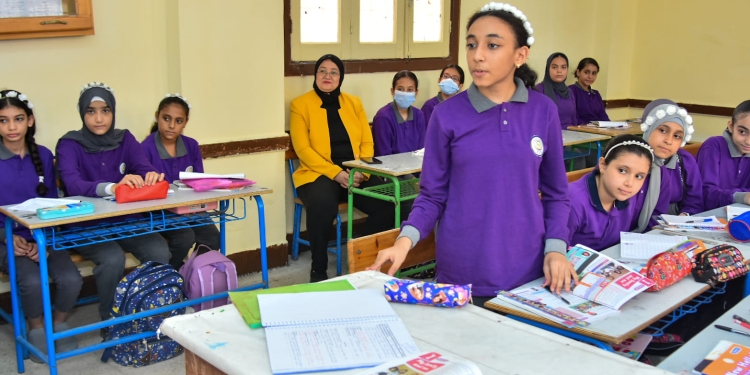 أمهات مصر: تطوير مناهج الإعدادية في صالح الطلاب والعملية التعليمية