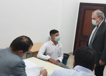 رئيس جامعة بني سويف التكنولوجية يتفقد اختبارات القدرات لطلاب الدبلومات الفنية