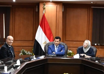 وزير الرياضة يلتقى الشباب المتطوعين فى تنظيم بطولة كأس العالم بقطر