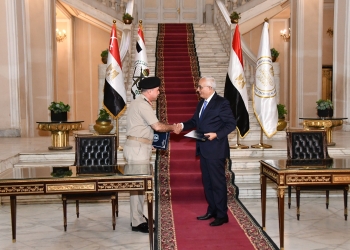 توقيع برتوكول تعاون لتطبيق التأهيل العسكري لـ100 مدرسة بالتعليم الفني