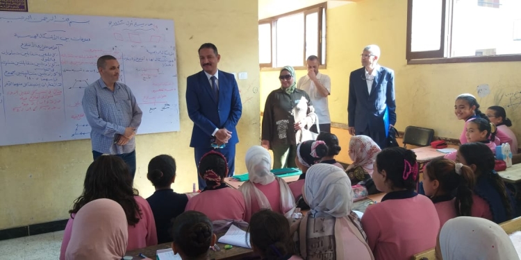 إطلاق اسم الطالبة حبيبة على قاعة تدريس بمدرستها في الجيزة