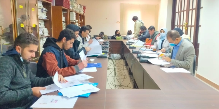 مصدر| استخراج إفادة لـ الطلاب العائدين من أوكرانيا تثبت تخرجهم في الجامعات المصرية