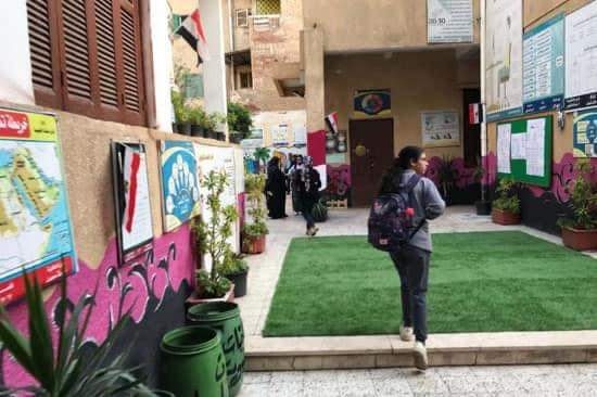 انطلاق العام الدراسي في 12 محافظة.. ومقترح لتفادي حرب «التختة الأولى»