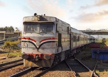 وزير النقل: منح اشتراكات لطلبة على القطارات ذات التهوية الديناميكية