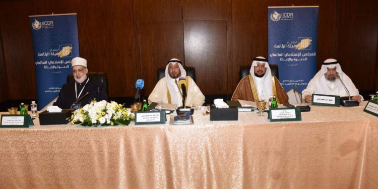 وكيل الأزهر يطالب بتأسيس ميثاق عملي يتفق مع رسالة الإسلام السمحة