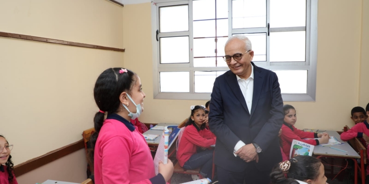 سنطرح رخصة مزاولة مهنة لمن يمارس التعليم خارج الوزارة