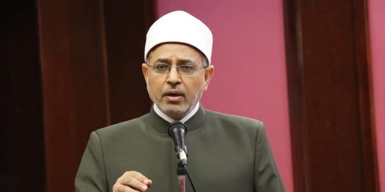 ﻿رئيس جامعة الأزهر يوجه رسالة للأساتذة والطلاب في أول يوم دراسي