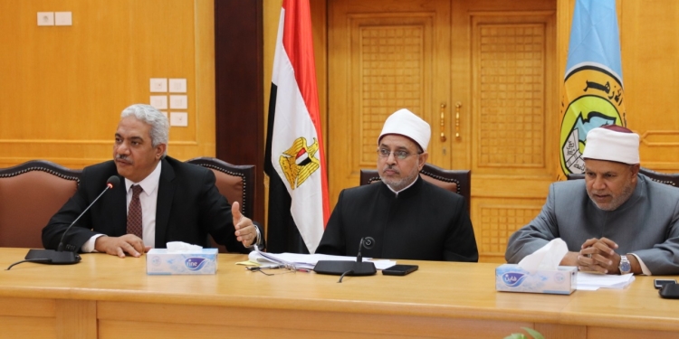 ﻿مجلس جامعة الأزهر يشيد بجهود الإمام الأكبر : مهموم بقضايا السلام والإنسانية... وزيارته للبحرين تعكس التأثير والدور المتصاعد للمؤسسة الإسلامية الأكبر في العالم