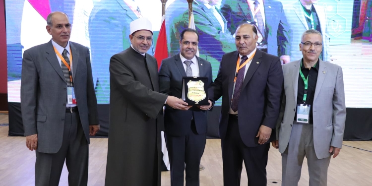 ﻿جامعة الأزهر :المشاركون في المؤتمر الدولي السابع لقطاع الصيدلة يطالبون بالتوسع في تطبيقات الكيمياء الخضراء لمواجهة التغيرات المناخية