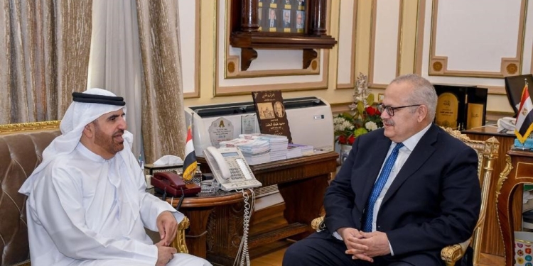 لقاء جمال بن حويرب، المدير التنفيذي لمؤسَّسة محمد بن راشد آل مكتوم للمعرفة مع د الخشت رئيس جامعة القاهرة