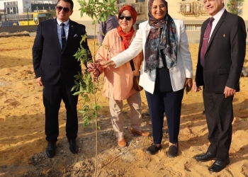 زراعة 50 شجرة وتركيب موفرات للمياه بجامعة عين شمس بالتعاون مع روتاري مصر الجديدة