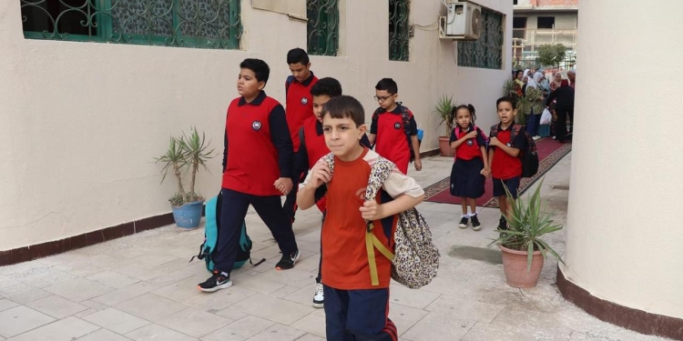 بعد إثارتها بمسلسل "تحت الوصاية" ما المقصود بالولاية التعليمية ومتى تكون للأم؟