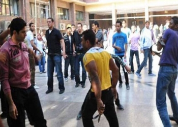 للعام الثاني بنفس المدرسة.. «التعليم» تتدخل لفض خناقة مدرستين بامتحانات الإعدادية بعد إصابة الطلاب