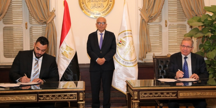 الأولى من نوعها.. تفاصيل إنشاء أول مدرسة متخصصة في زراعة وإنتاج التمور