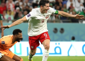 بولندا تهزم السعودية لتبقي على حظوظها في كأس العالم