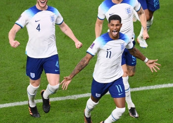 إنجلترا تواجه السنغال في دور ال ١٦ بعد الفوز على ويلز