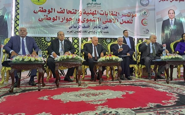 نقيب المعلمين: نثمن جهود القيادة السياسية للخروج برؤية واضحة حول القضايا الراهنة