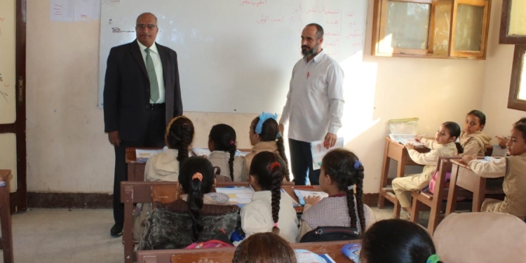 بسبب التقصير وعدم الانضباط.. إحالة إدارة مدرسة للتحقيق                                                                          