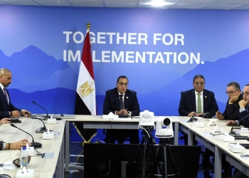 رئيس الوزراء يلتقي ممثلي الشركات العالمية والمحلية الراعية لقمة المناخ COP27