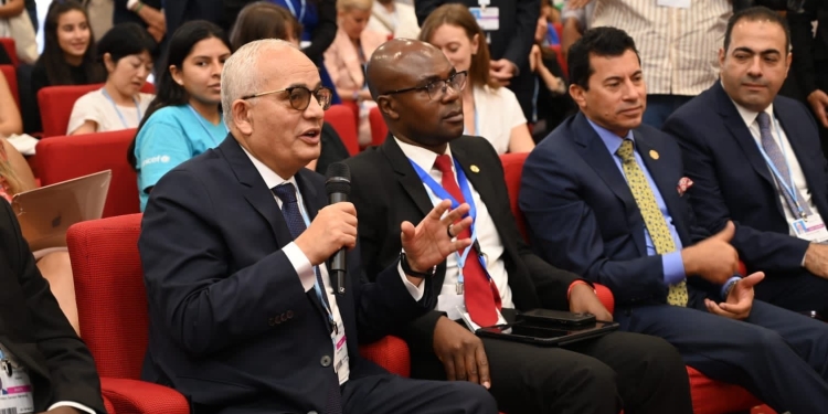 تعيين أحمد المحمدى مساعدا لوزير التعليم لشئون المديريات التعليمية