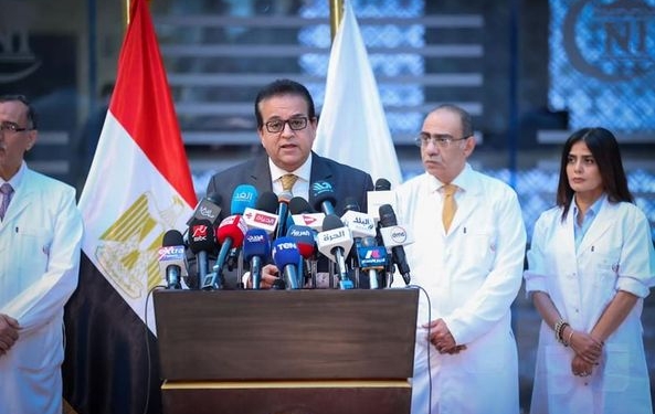 منهم المحالين للمعاش.. الصحة تفتح باب التقديم للأطباء للعمل بوحدات الرعاية الأولية مقابل مادي مجزٍ