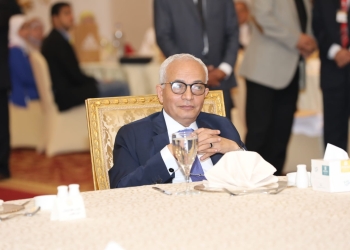 أولياء أمور مصر لوزير التعليم: كيف سيتم الانتهاء من مناهج الفصل الدراسي الثاني دون لتخفيف المناهج 