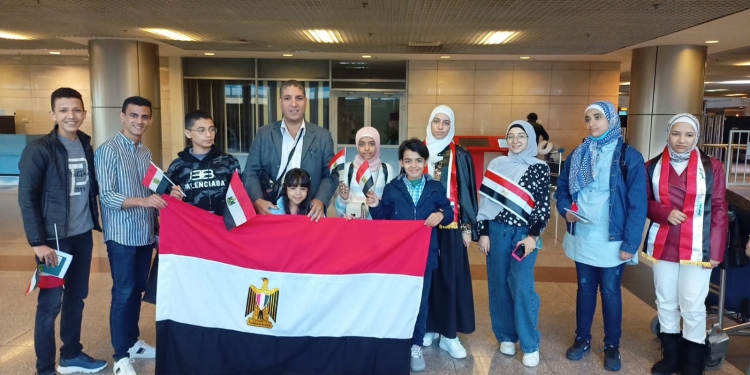 بطل تحدي القراءة العربي