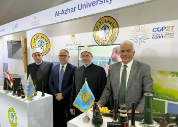 ﻿رئيس جامعة الأزهر يشيد بمشروع «علاج مياه الصرف الصناعي باستخدام التكنولوجيا الخضراء» المعروض بقمة المناخ COP27 بشرم الشيخ