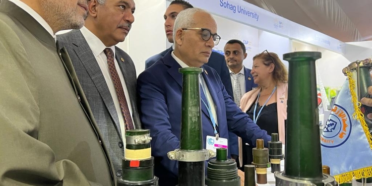 وزير التربية والتعليم يشيد بجهاز جامعة الأزهر لمعالجة مياه الصرف الصناعي بمعرض الابتكار الأخضر بقمة المناخ COP27 بشرم الشيخ