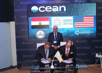 وزير التعليم العالي  يشهد توقيع بروتوكولات تعاون لمعهد علوم البحار ويتفقد جناح المحيطات