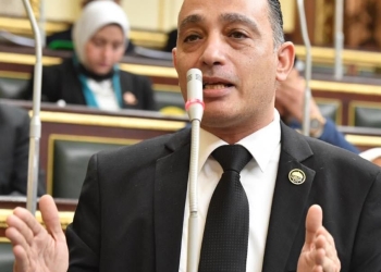 أول تعليق من وزير التعليم على إرتداء طالبات مدرسة إعدادي الإسدال