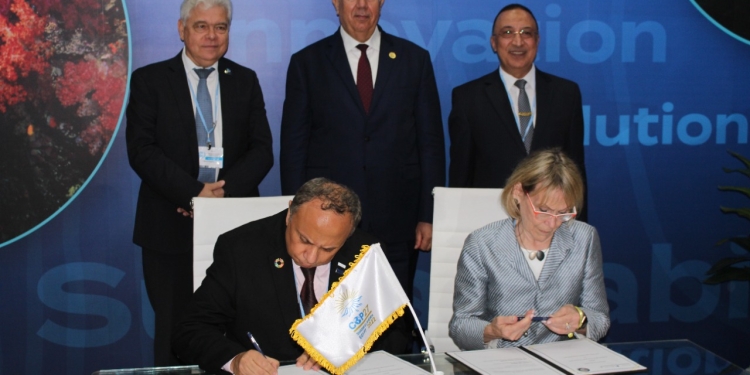 علوم البحار يوقع مذكرة تفاهم مع معهد اسكريبس لنقل تكنولوجيا البحث عن الثروات الطبيعية