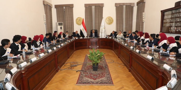  رضا حجازي: نستهدف تحويل الطلاب من متلقي المعلومات لمستفيدين من نظام متكامل