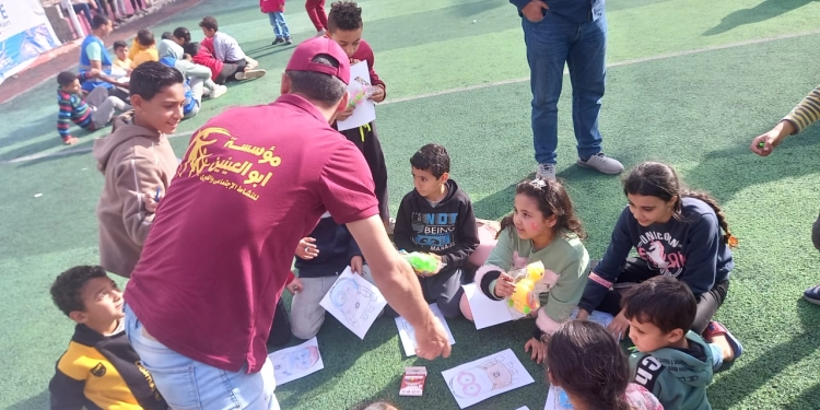 مؤسسة ابو العينين مع التحالف الوطنى واطفال قرية اوليلة