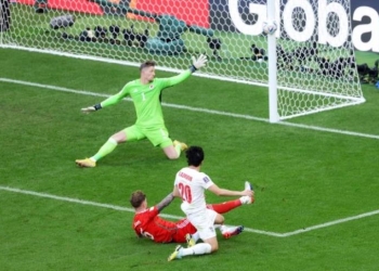 منتخب إيران يحقق فوزا قاتلا على ويلز في كأس العالم