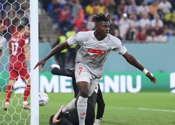 سويسرا تصعد رفقة البرازيل إلى دور ال ١٦ بعد الفوز على صربيا