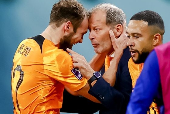 هولندا تصعد إلى دور الستة عشر بعد الفوز على أمريكا 3-1