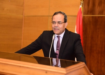 الدكتور مصطفى عبدالخالق رئيس جامعة سوهاج