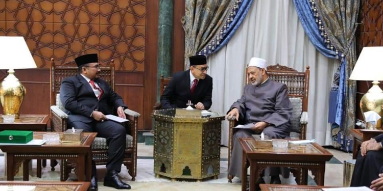 ﻿الرئيس الإندونيسي يدعو شيخ الأزهر لزيارة البلاد وحضور فعاليات المؤتمر العالمي الأول لفقه الحضارة