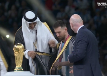ميسى بالبيشت القطرى يرقع كأس العالم