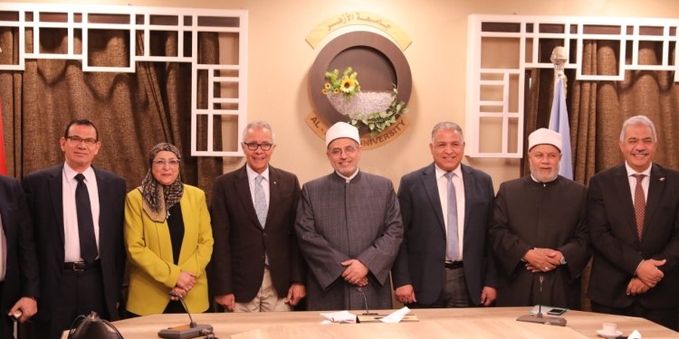 رئيس جامعة الأزهر يستقبل فريق ضمان الجودة لمراجعة برنامج أصول الدين بكلية الدراسات الإسلامية والعربية