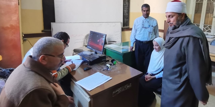 رئيس الشرقية الأزهرية يتابع التصفيات الأولية لمسابقه الإمام الأكبر لحفظ القرآن الكريم