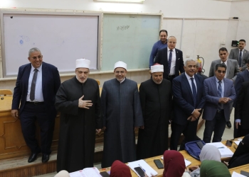 وكيل الأزهر ورئيس جامعة الأزهر يتفقدان انتظام العملية التعليمية في كليات الطب بدمياط