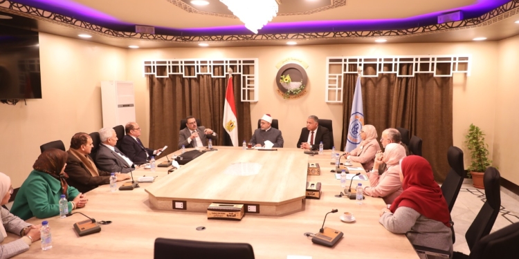 رئيس جامعة الأزهر يستقبل فريق ضمان الجودة لمراجعة برنامج الشريعة والقانون بكلية الدراسات الإسلامية والعربية