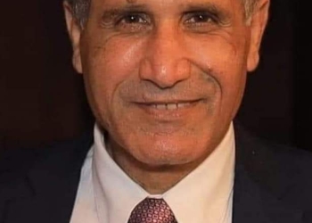 ﻿رئيس جامعة الأزهر يقدم التهنئة لعميد كلية الصيدلة السابق لتعيينه رئيسًا لجامعة هليوبوليس