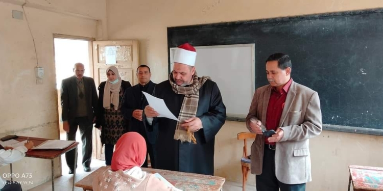 موفد قطاع المعاهد الأزهرية يتابع امتحانات النقل لمنطقة الشرقية الأزهرية