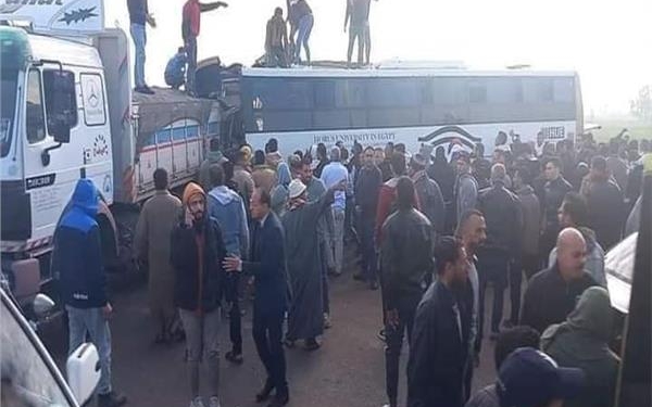 إصابة 10 طلاب من جامعة حورس في حادث تصادم بجمصة