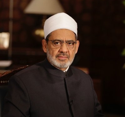 ﻿شيخ الأزهر يعزي الرئيس السنغالي في ضحايا الحادث المروري الأليم